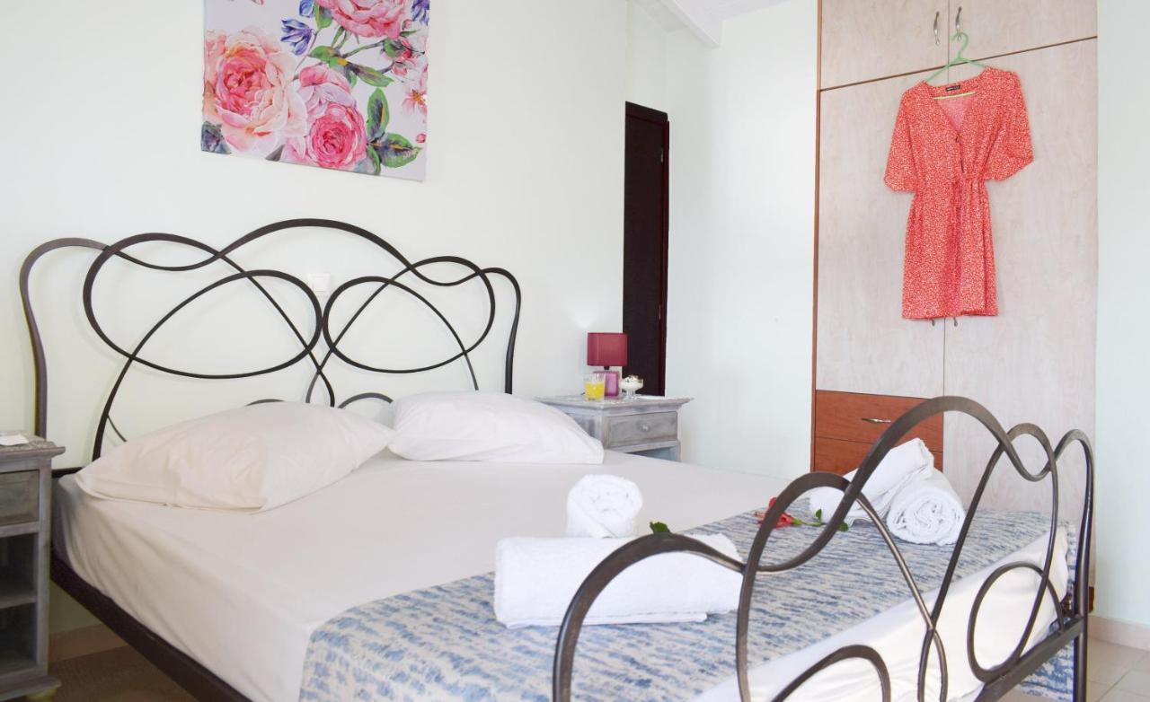 En Plo Studios & Apartments Плакиас Экстерьер фото