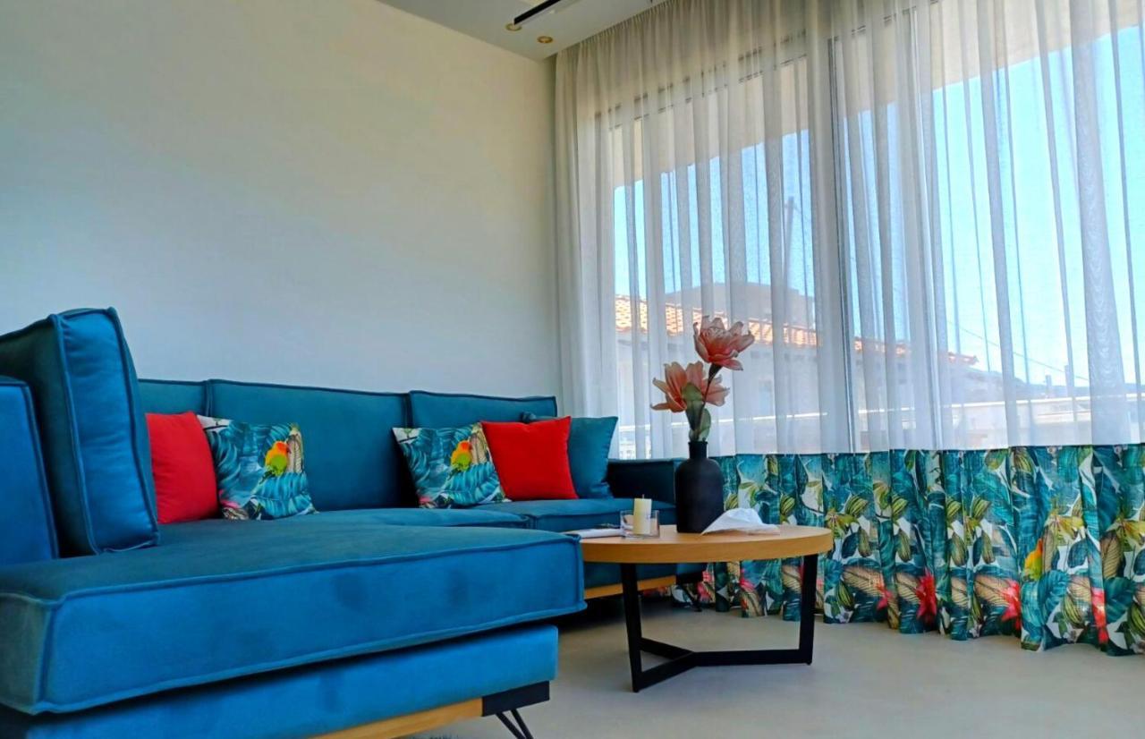 En Plo Studios & Apartments Плакиас Экстерьер фото