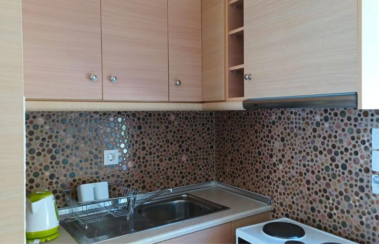 En Plo Studios & Apartments Плакиас Экстерьер фото